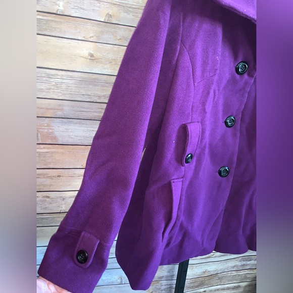 Details Intel. Outerwear Coat- Size Large - Picture 4 of 11